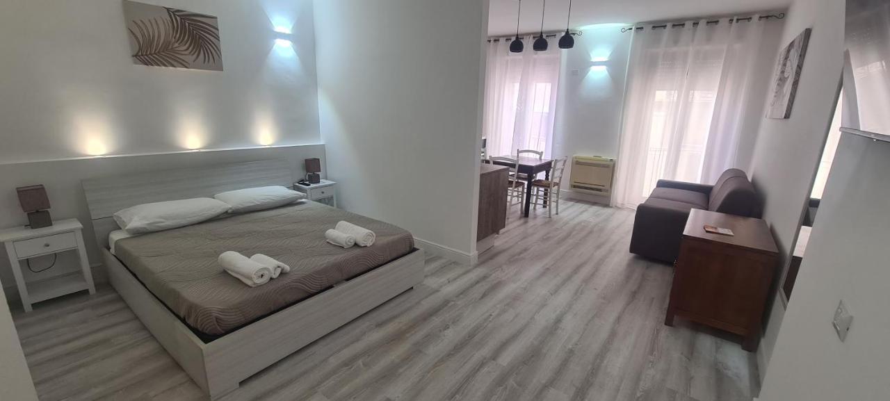 Cagliariparadiseapartment It Marina מראה חיצוני תמונה