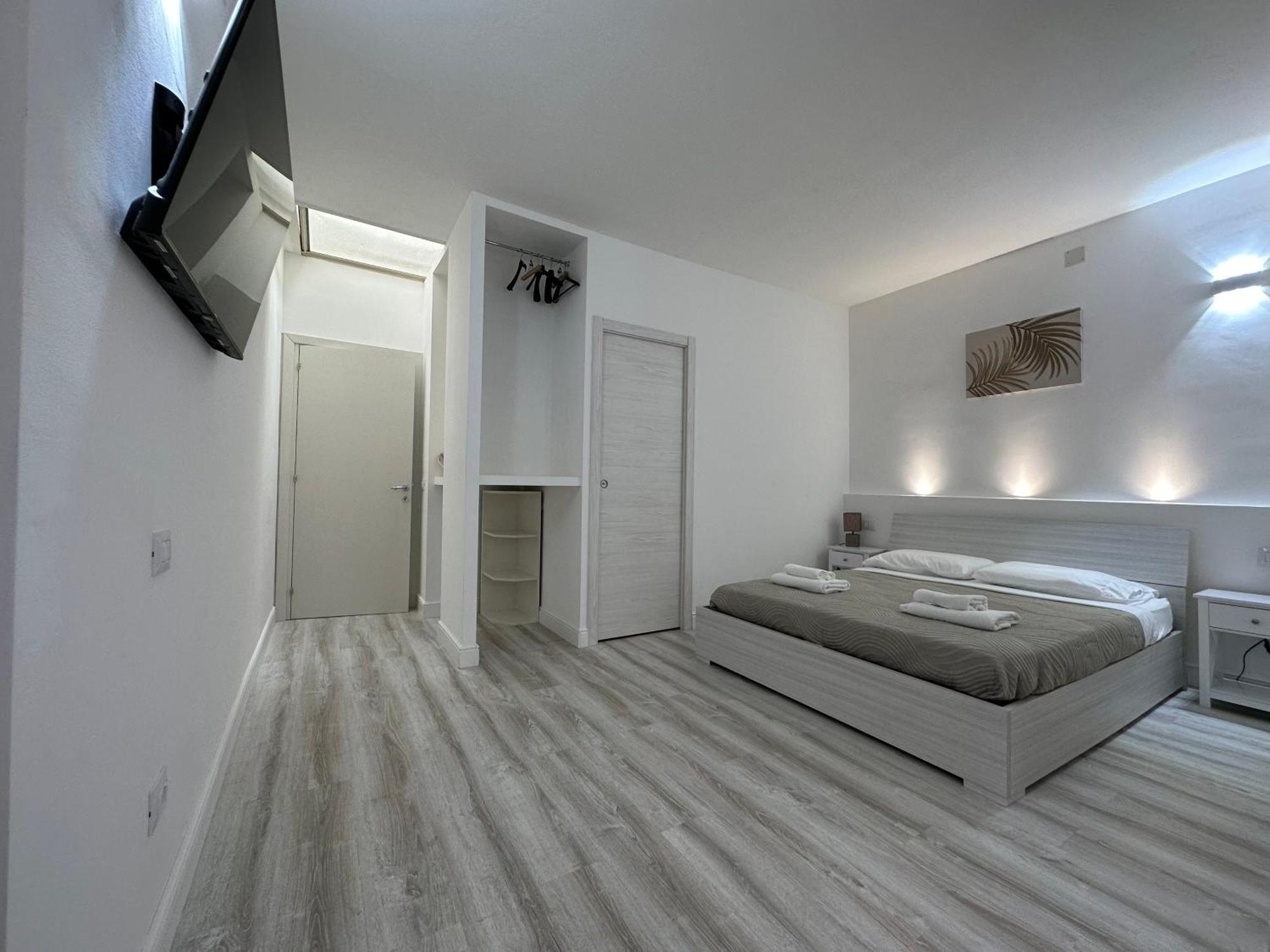 Cagliariparadiseapartment It Marina מראה חיצוני תמונה