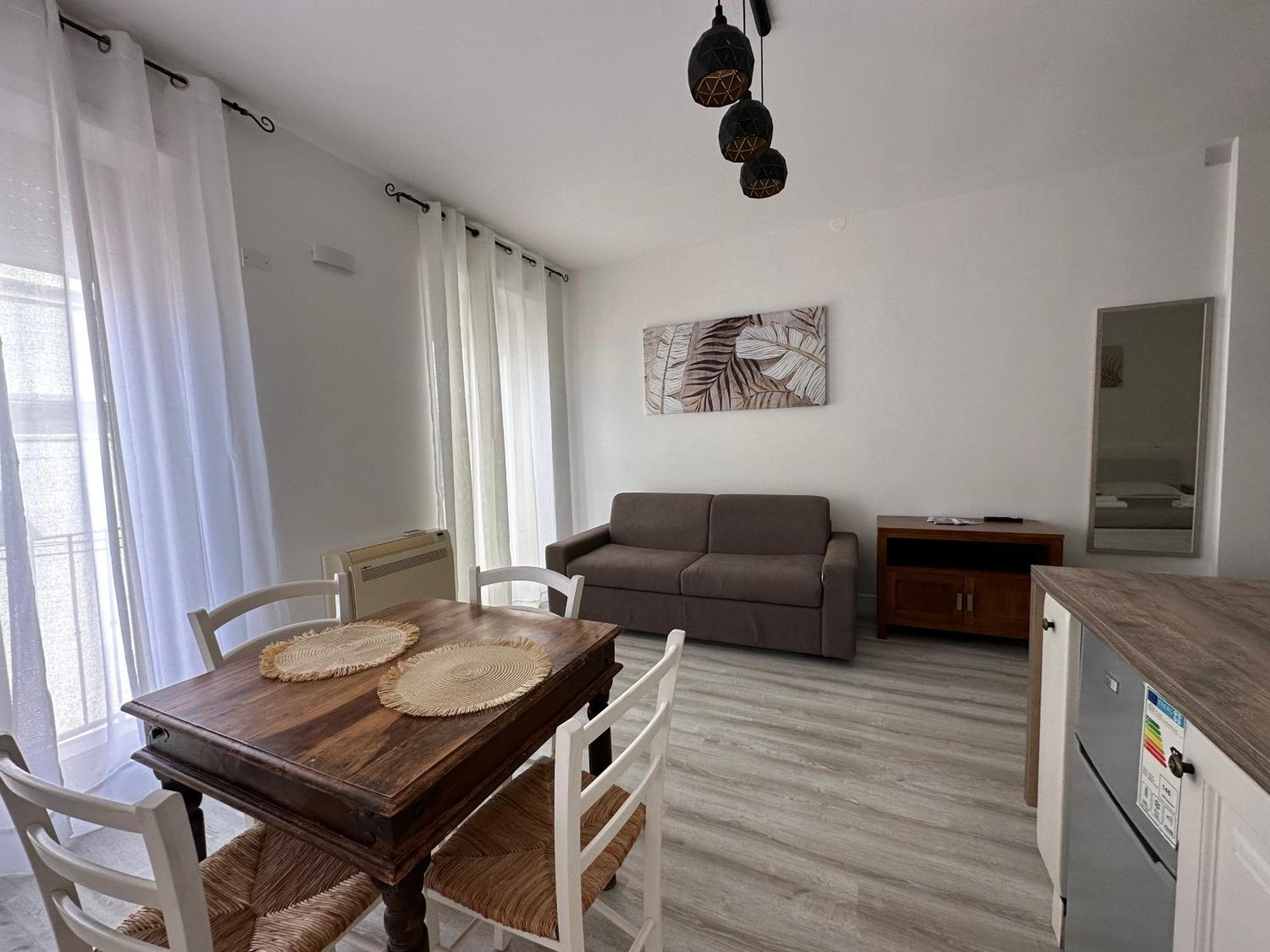 Cagliariparadiseapartment It Marina מראה חיצוני תמונה